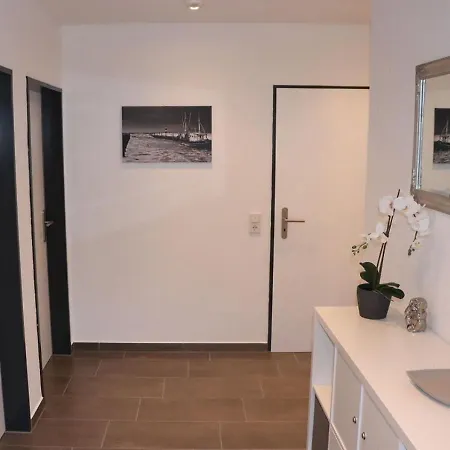 Watt N Huus Holiday home Wremerbuttel